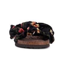 Load image into Gallery viewer, Muk Luks Women's Faun Sandals
