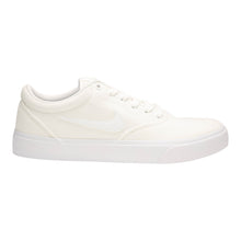 Load image into Gallery viewer, Nike Men's SB Charge Solarsoft Shoes
