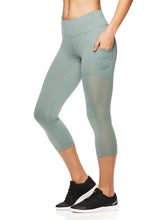 Load image into Gallery viewer, Reebok Women's Focus Capri Leggings
