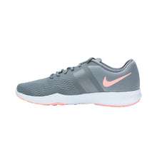 Load image into Gallery viewer, Nike Women's City Trainer 2 Shoes
